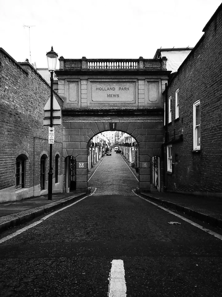 A quiet street, hidden from the city’s rush.